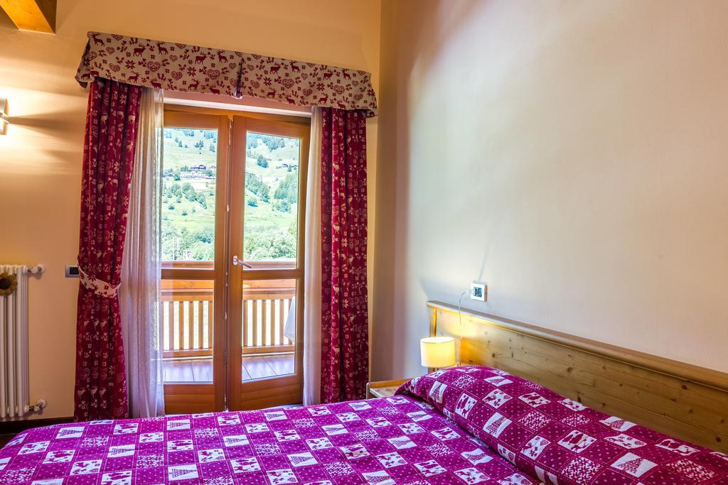 Albergo Punta Zerbion Champoluc Camera foto