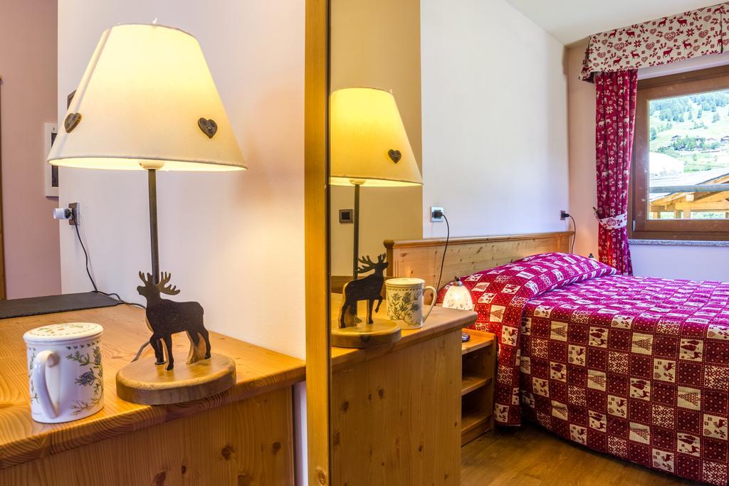 Albergo Punta Zerbion Champoluc Esterno foto