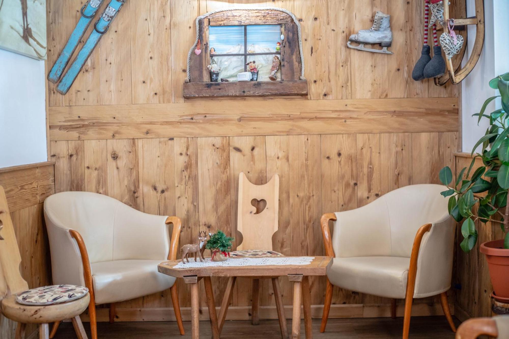Albergo Punta Zerbion Champoluc Esterno foto